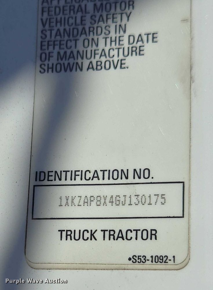 image for item FB9408 2016 Kenworth T880 semi truck