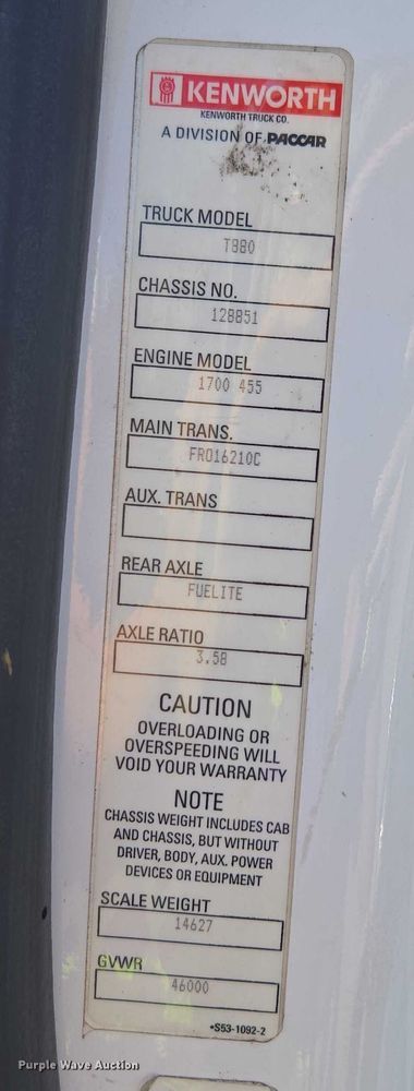 image for item FB9409 2016 Kenworth T880 semi truck