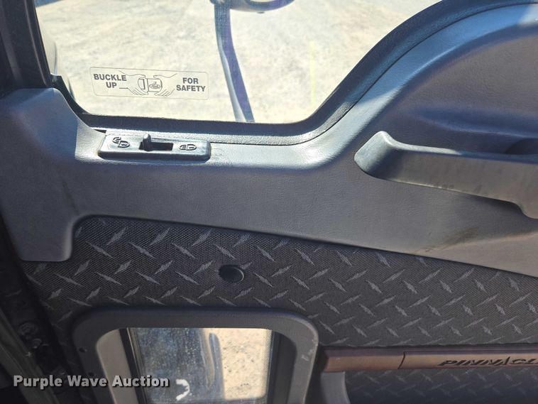 image for item FB9410 2017 Mack CXU613 semi truck