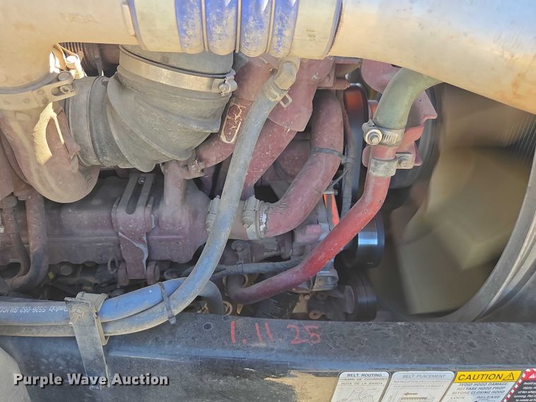 image for item FB9410 2017 Mack CXU613 semi truck