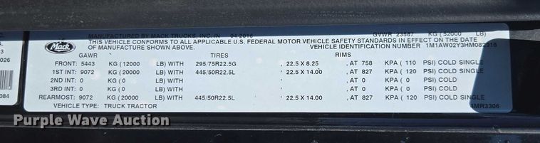 image for item FB9411 2017 Mack CXU613 semi truck