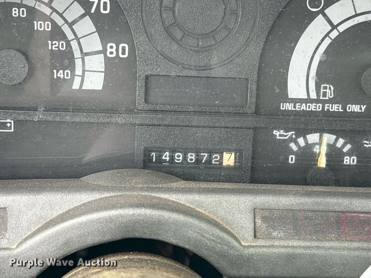 image for item HI9276 1998 Chevrolet C7500 truck cab and chassis