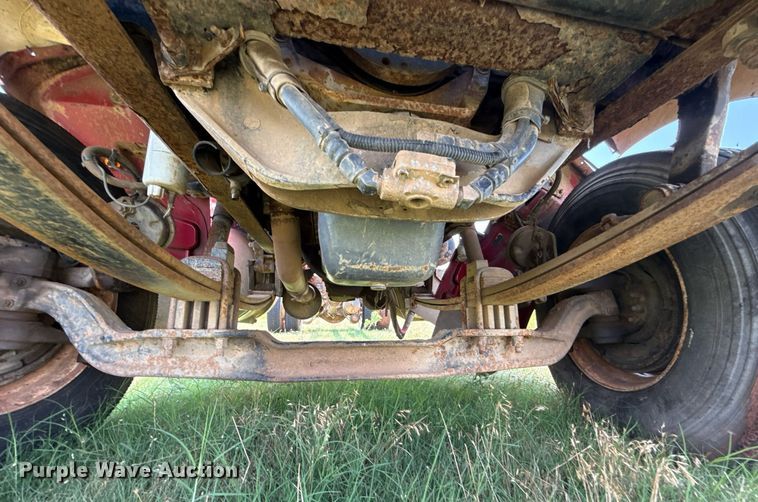 image for item HI9278 2007 Peterbilt 335 truck cab and chassis