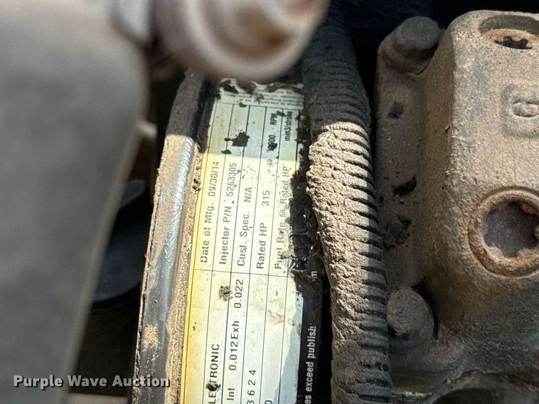 image for item HI9278 2007 Peterbilt 335 truck cab and chassis