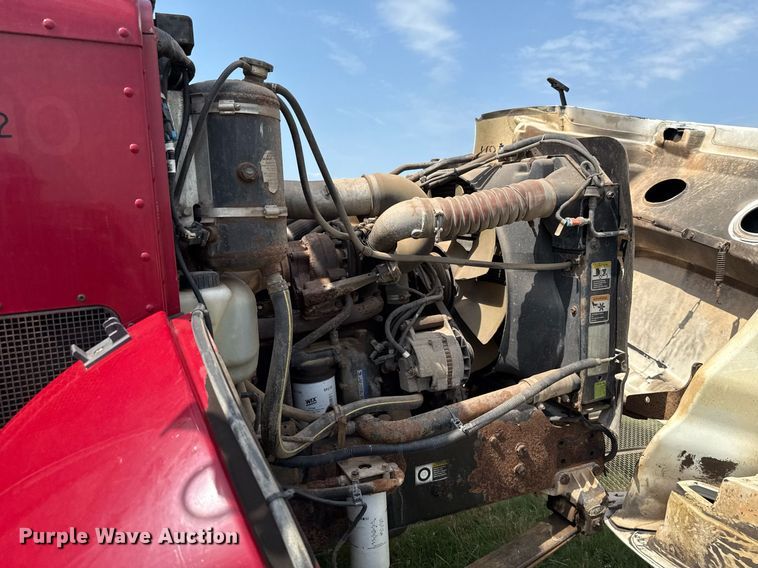 image for item HI9278 2007 Peterbilt 335 truck cab and chassis