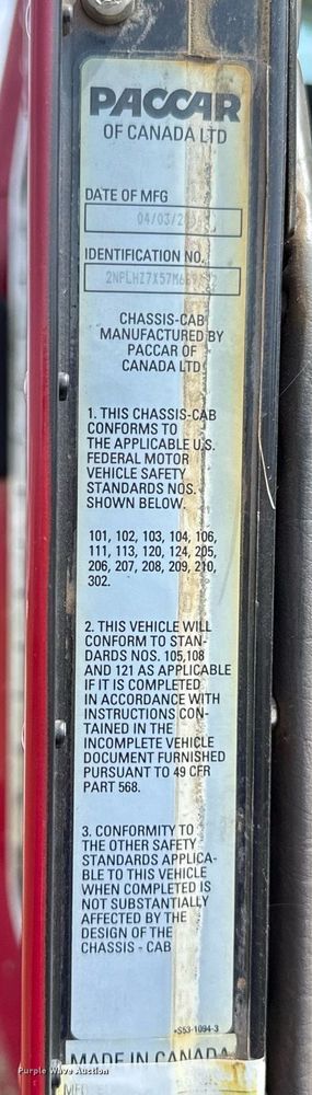 image for item HI9278 2007 Peterbilt 335 truck cab and chassis