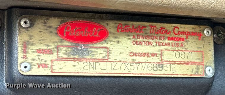 image for item HI9278 2007 Peterbilt 335 truck cab and chassis