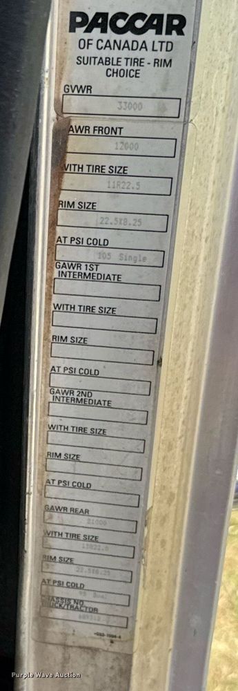 image for item HI9278 2007 Peterbilt 335 truck cab and chassis