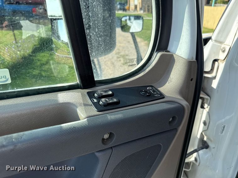 image for item HI9284 2016 Freightliner Cascadia 125 semi truck