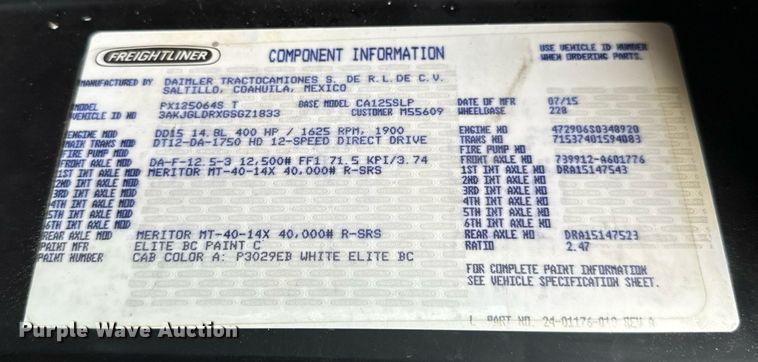 image for item HI9284 2016 Freightliner Cascadia 125 semi truck