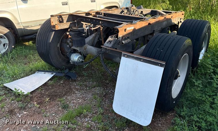 image for item HI9344 Hendrickson Ultraak 1096 truck chassis