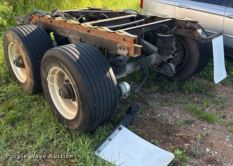 image for item HI9344 Hendrickson Ultraak 1096 truck chassis