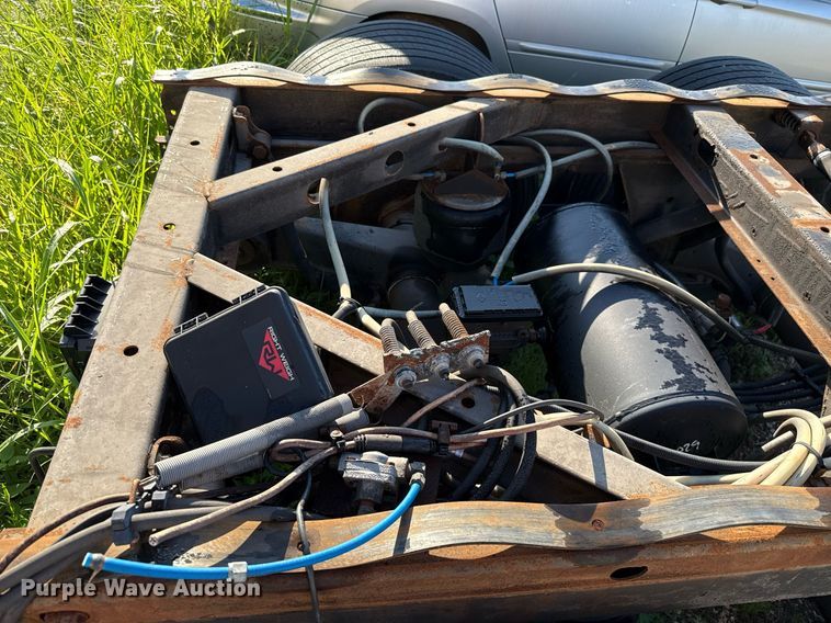 image for item HI9344 Hendrickson Ultraak 1096 truck chassis