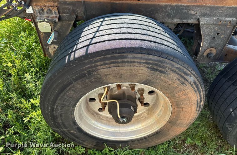 image for item HI9344 Hendrickson Ultraak 1096 truck chassis