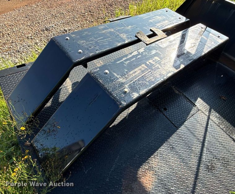 image for item HI9345 (2) bumpers