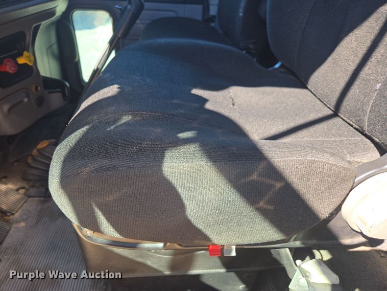 image for item YA0292 2020 Peterbilt 389 semi truck