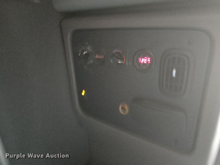 image for item YA0292 2020 Peterbilt 389 semi truck