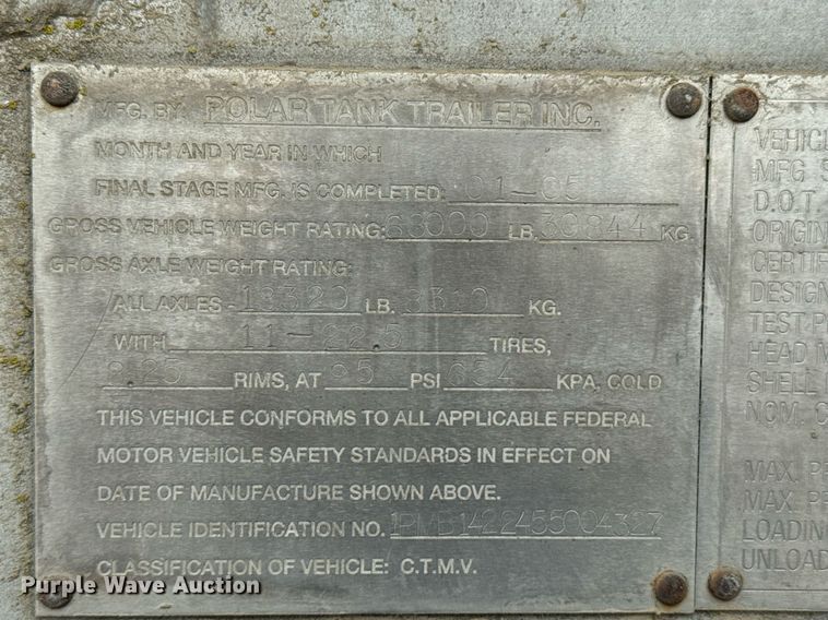image for item YA0579 2005 Polar pneumatic dry bulk trailer