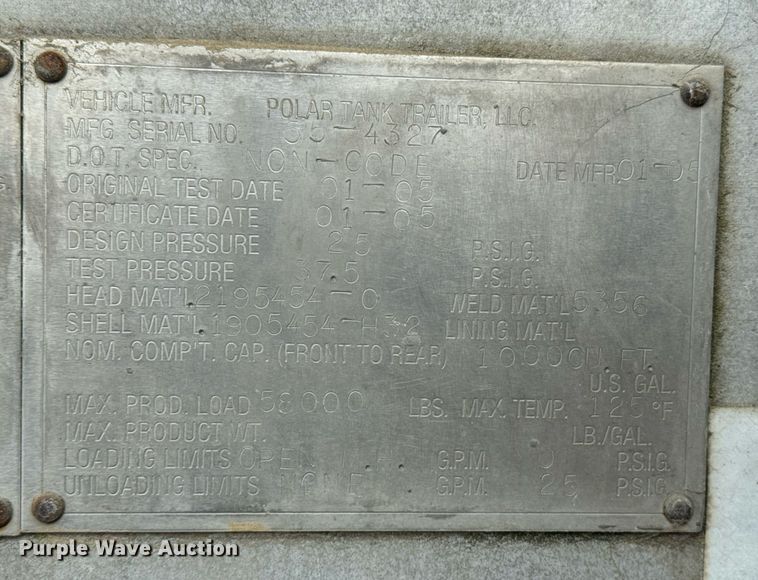 image for item YA0579 2005 Polar pneumatic dry bulk trailer