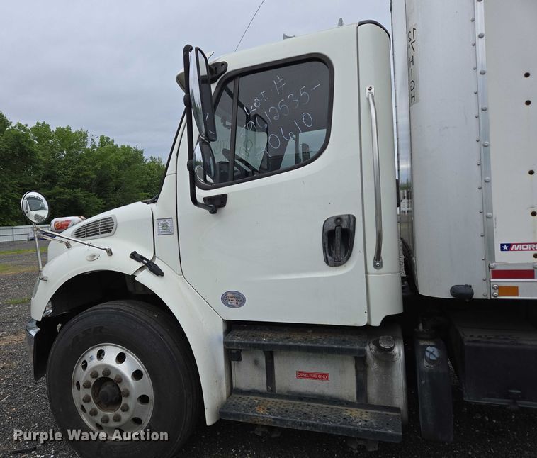 image for item YA0610 2016 Freightliner Business Class M2 box truck