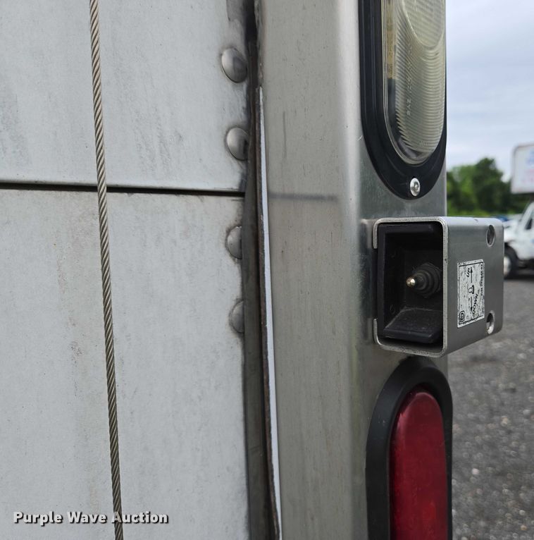 image for item YA0610 2016 Freightliner Business Class M2 box truck