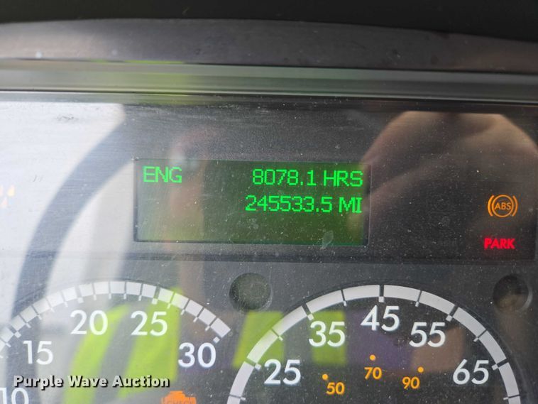 image for item YA0610 2016 Freightliner Business Class M2 box truck