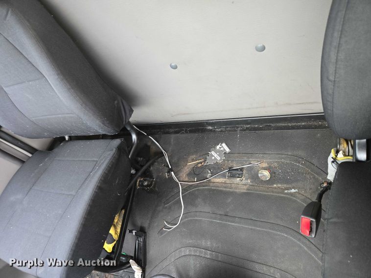 image for item YA0610 2016 Freightliner Business Class M2 box truck