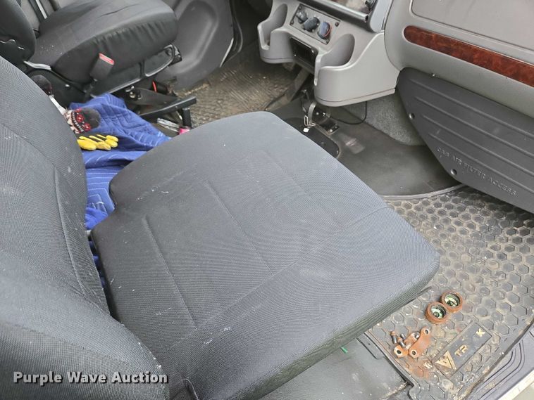 image for item YA0610 2016 Freightliner Business Class M2 box truck