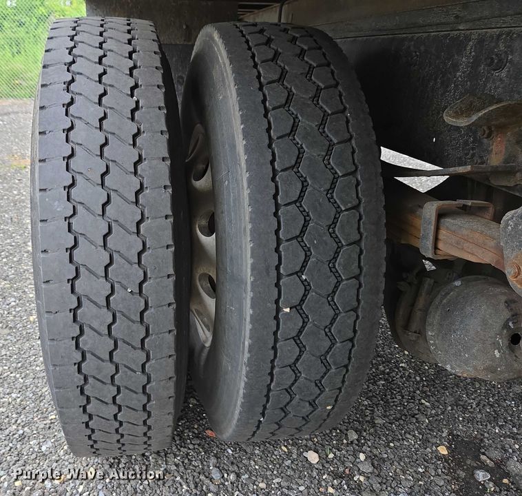 image for item YA0610 2016 Freightliner Business Class M2 box truck