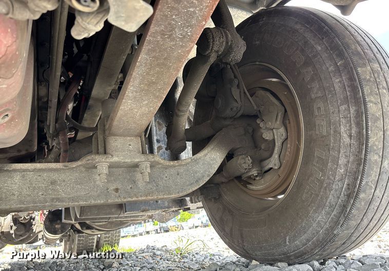 image for item YA0631 2014 Freightliner Cascadia 125 semi truck