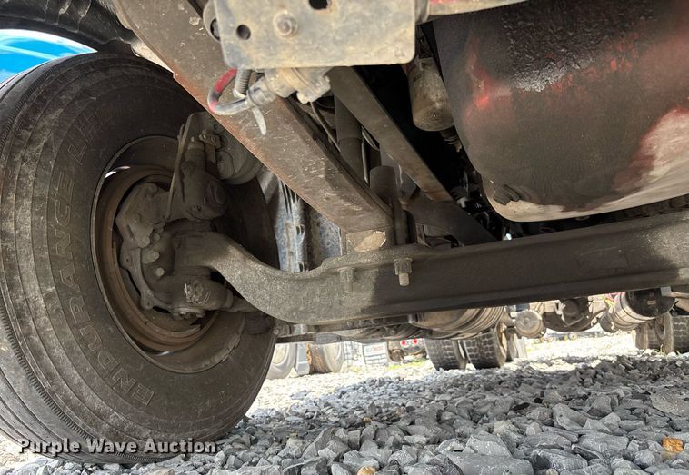 image for item YA0631 2014 Freightliner Cascadia 125 semi truck