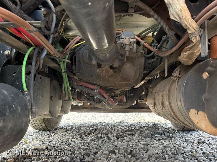 image for item YA0631 2014 Freightliner Cascadia 125 semi truck