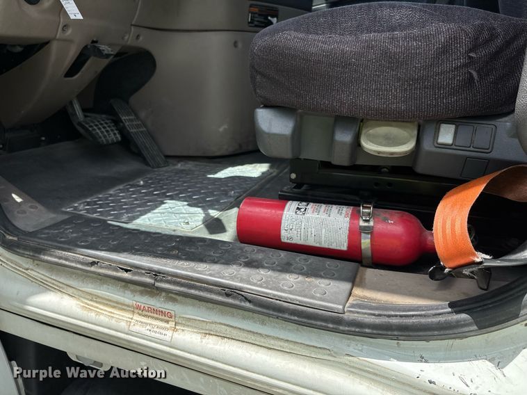 image for item YA0631 2014 Freightliner Cascadia 125 semi truck