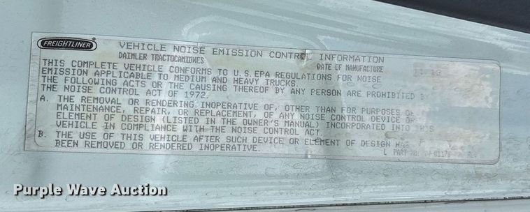 image for item YA0631 2014 Freightliner Cascadia 125 semi truck