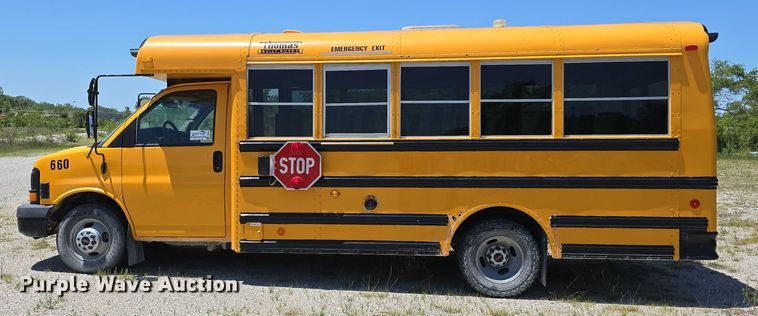 image for item DF8563 2009 Thomas Built Bus Co. GMC Savana G3500 school bus