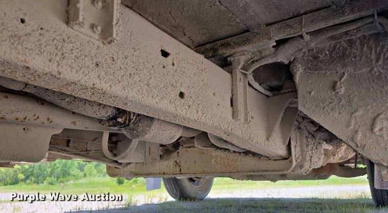 image for item DF8563 2009 Thomas Built Bus Co. GMC Savana G3500 school bus