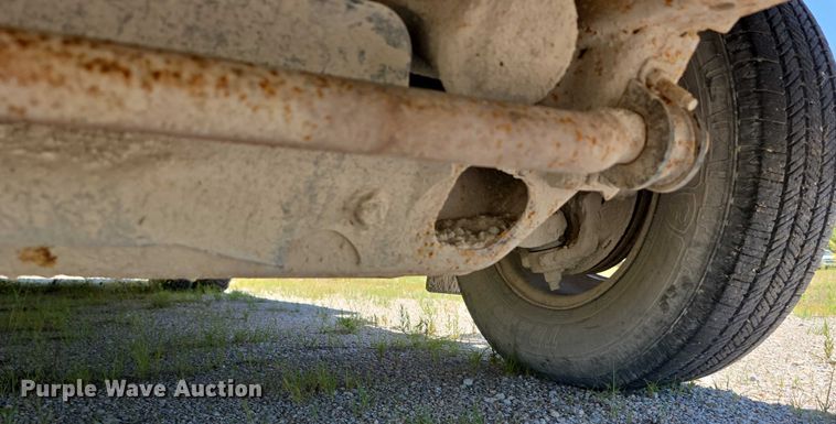 image for item DF8563 2009 Thomas Built Bus Co. GMC Savana G3500 school bus