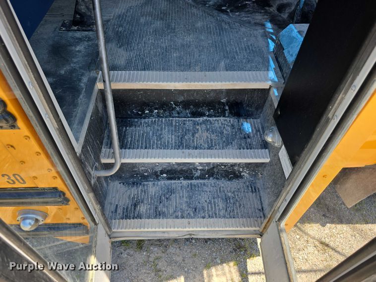 image for item DF8563 2009 Thomas Built Bus Co. GMC Savana G3500 school bus