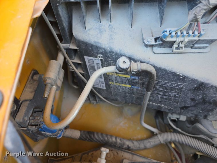 image for item DF8563 2009 Thomas Built Bus Co. GMC Savana G3500 school bus