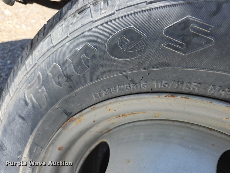 image for item DF8563 2009 Thomas Built Bus Co. GMC Savana G3500 school bus