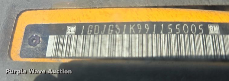 image for item DF8563 2009 Thomas Built Bus Co. GMC Savana G3500 school bus