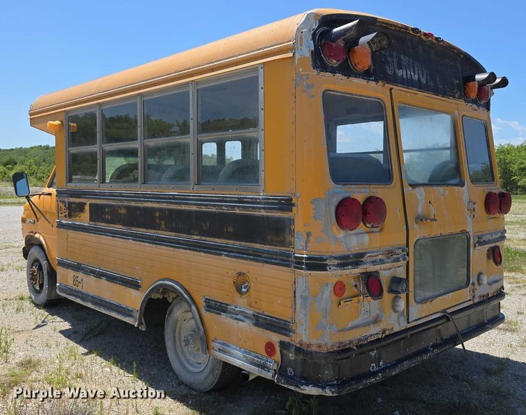 image for item DF8570 1985 GMC Vandura G3500 school bus