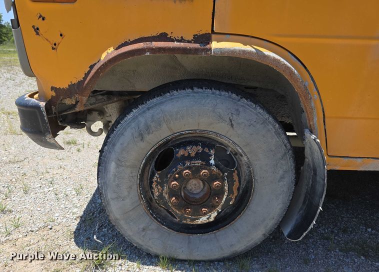 image for item DF8570 1985 GMC Vandura G3500 school bus