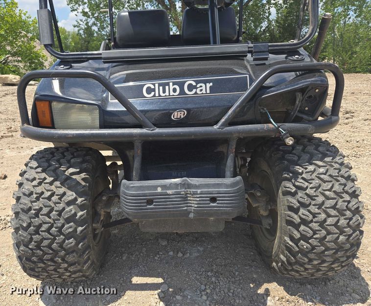 image for item DF8597 2004 Club Car Lynx golf cart