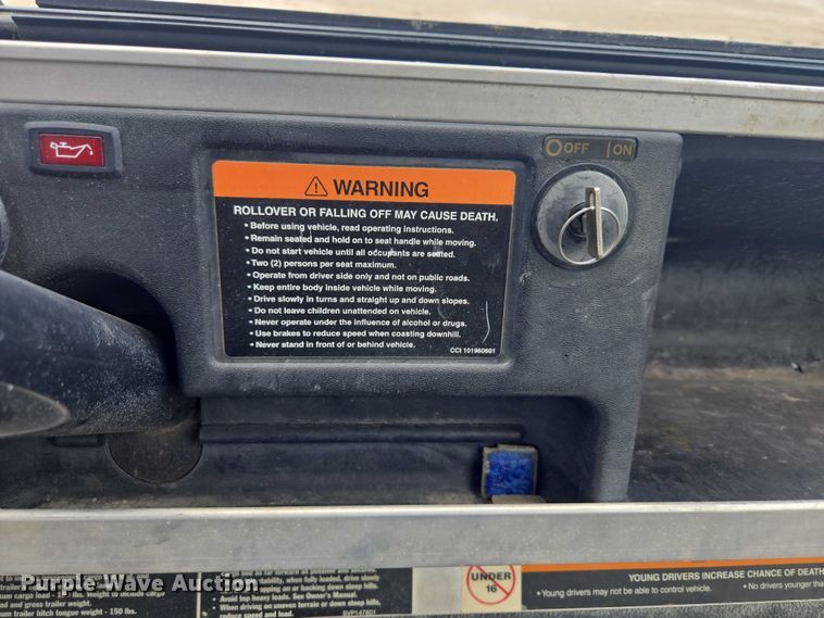 image for item DF8597 2004 Club Car Lynx golf cart