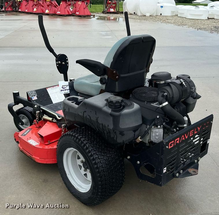 image for item DF8625 2009 Gravely 148Z ZTR lawn mower