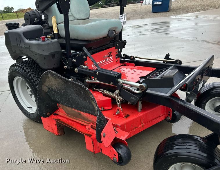 image for item DF8625 2009 Gravely 148Z ZTR lawn mower