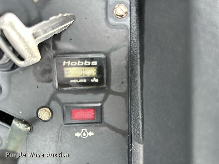 image for item DF8625 2009 Gravely 148Z ZTR lawn mower