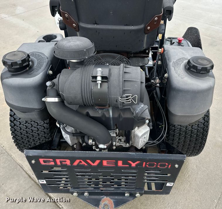 image for item DF8625 2009 Gravely 148Z ZTR lawn mower