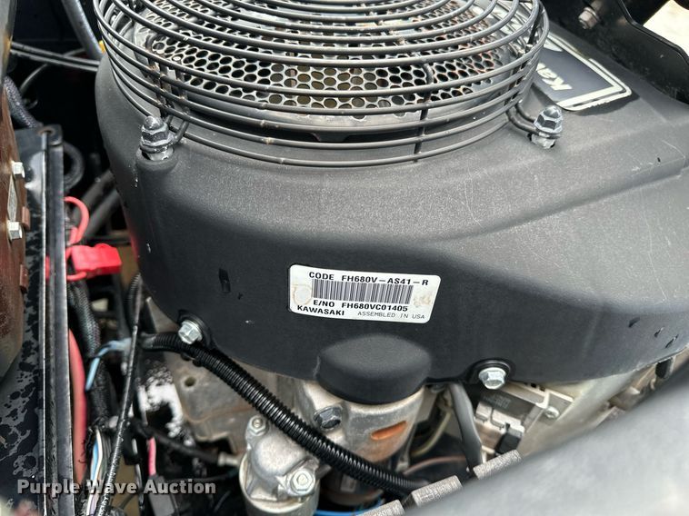 image for item DF8625 2009 Gravely 148Z ZTR lawn mower